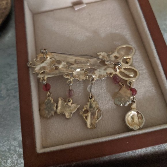 Unique vintage brooch garden scissor with flowers - Picture 3 of 3